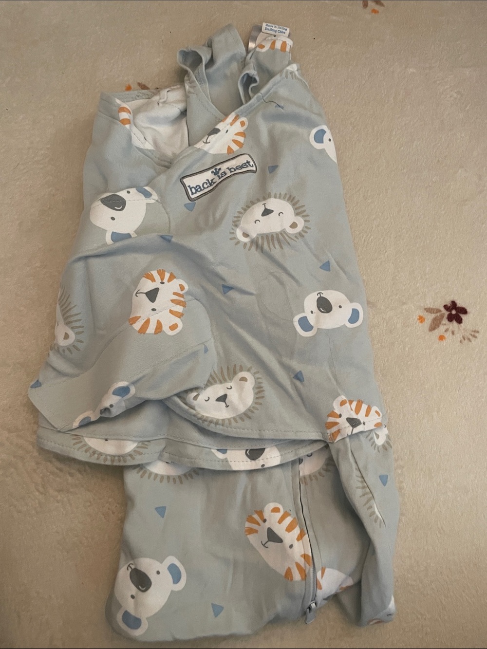 Halo sleep sack swaddle. Newborn